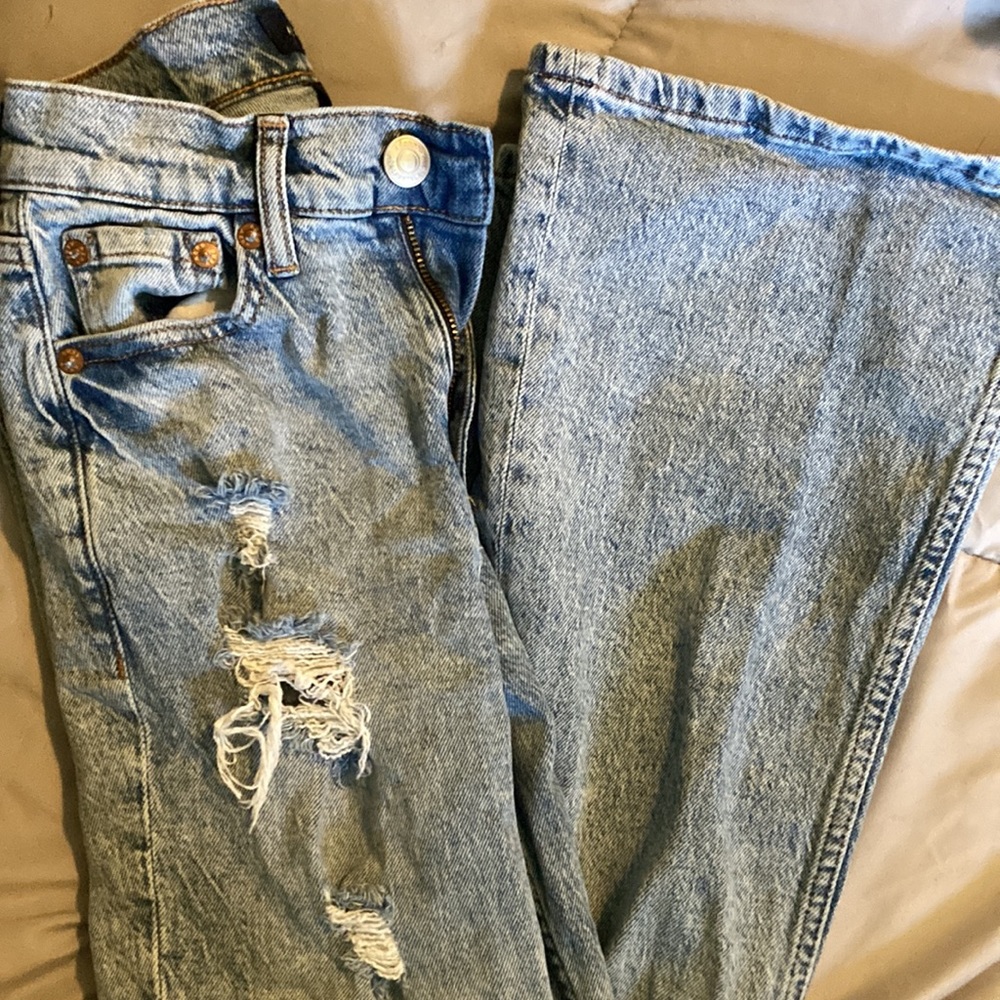 High Rise Flare Jeans - Picture 2 of 4